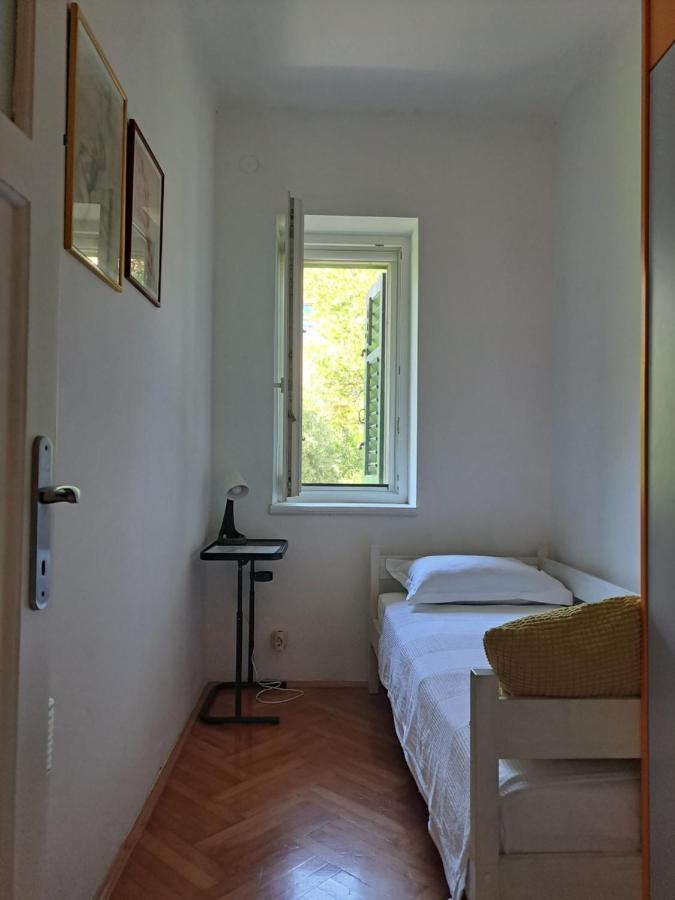 Emaus Garden - City Center & 2 Bth Σπλιτ Εξωτερικό φωτογραφία